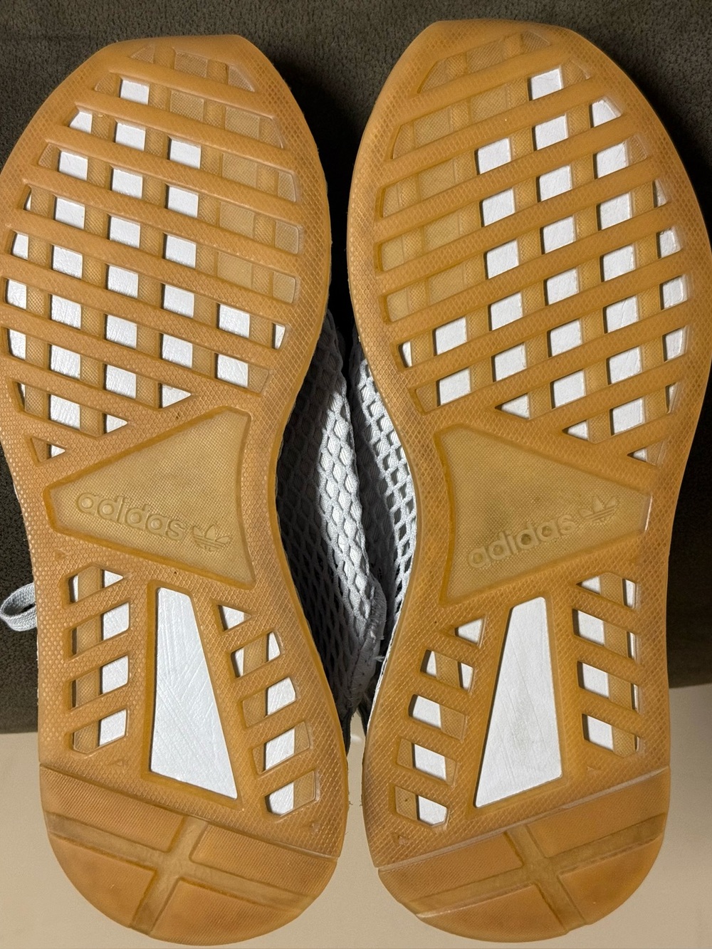 Adidas Originals Deerupt Runner sneakers
Size 7 - Picture 5 of 9